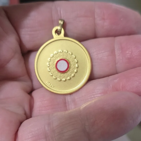 Gold Saint Jude Pendant - Picture 4 of 4